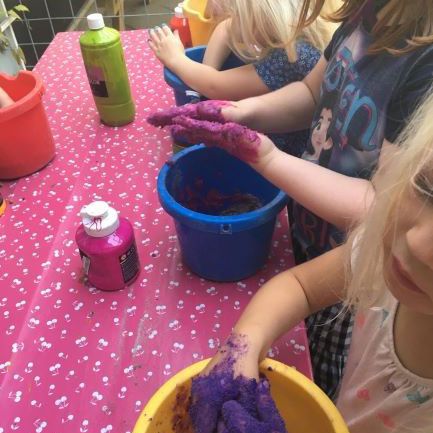 Farveleg og kreativitet